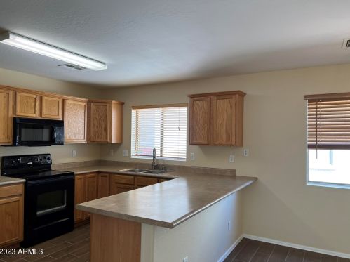 23917 Desert Bloom St, Buckeye AZ  85326-8108 exterior