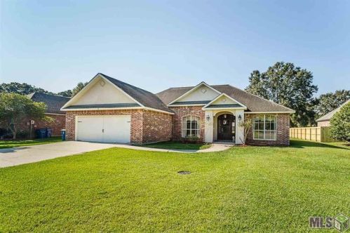 1591 Orleans Quarters Dr, Brusly, LA 70719-2175