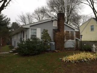 16 Menunketesuck Ave, Westbrook, CT 06498-1648