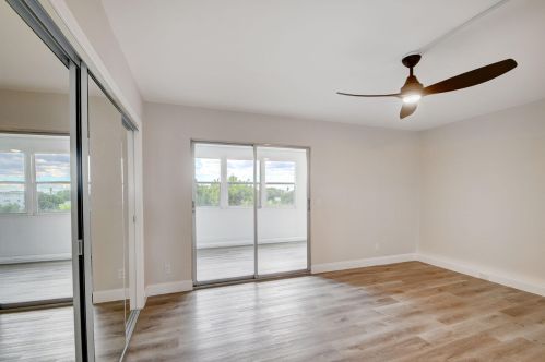 457 Southampton C, West Palm Beach FL  33417-7813 exterior