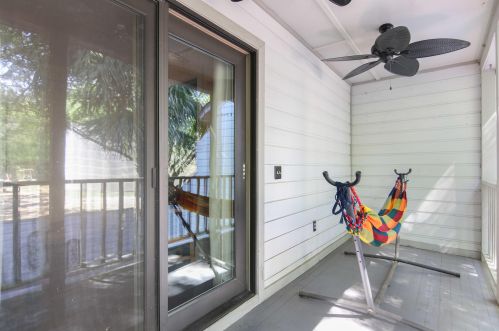 334 Sandpiper Dr, Mount Pleasant SC  29464-2834 exterior
