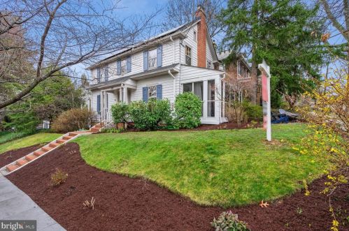 3434 Porter St, Washington, DC 20016-3126