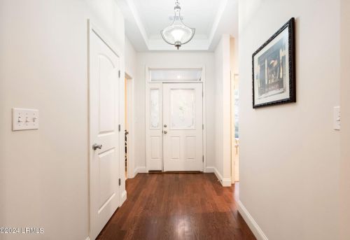 42 Long Lake Dr, Bluffton, SC 29910-5518