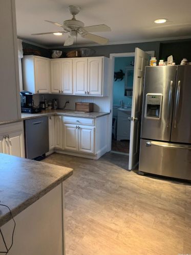 5 Burnett Ave, Bayshore, NY 11706-8707