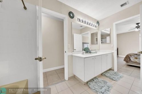 1578 191st Ave, Hollywood FL  33029-6149 exterior