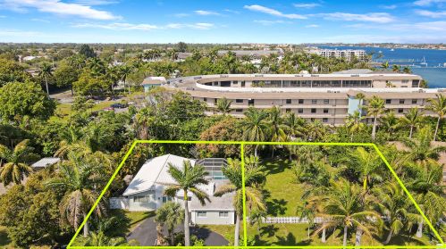 631 Lakeside Harbour, Boynton Beach, FL 33435-2403