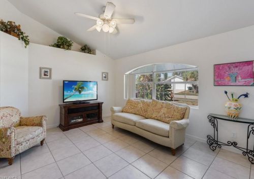 2714 47th St, Naples, FL 34116-7864