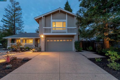 301 Mccloud Pl, Danville, CA 94526-5017