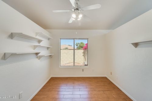 4559 Dailey St, Glendale AZ 85306-4120 exterior