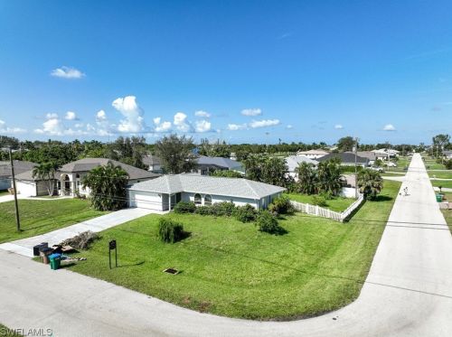 2904 2nd Ave, Cape Coral, FL 33909-0068