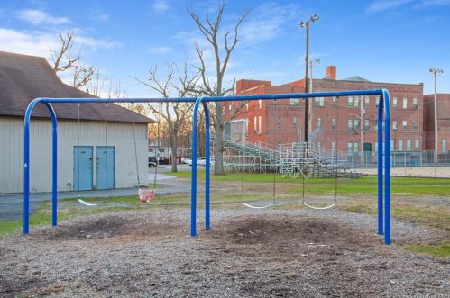 17 State St, Middletown NY  10940-6707 exterior