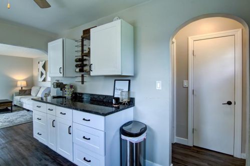 240 Elm St, Eau Claire WI  54729-1827 exterior