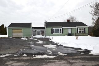 4755 Cypress Rd, Walnutport, PA 18088-9104