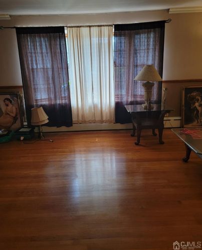 901 Trinity St, South Plainfield, NJ 07080-1741