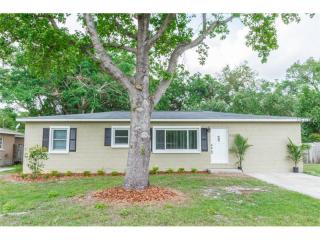 935 Bonnie Dr, Lakeland, FL 33803-1903