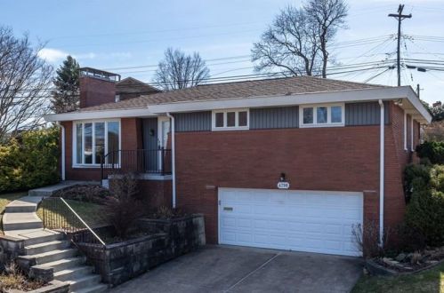 4798 Doverdell Dr, Pittsburgh, PA 15236-1860