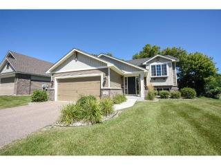 21416 Hytrail Cir, Lakeville, MN 55044-6036