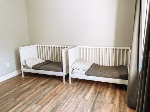 608 Sunset Ln, Lutz FL  33549-3802 exterior