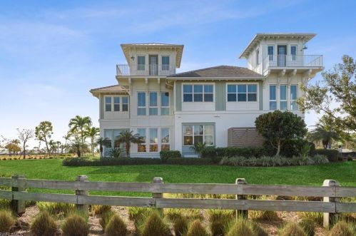 6526 Dominica Dr, Naples, FL 34113-8178