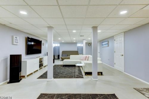 15 5th Ave, Manville NJ  08835-1321 exterior