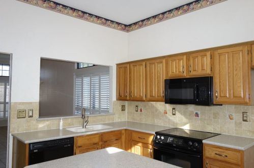 989 Downey Dr, Lewisville TX  75067-7435 exterior