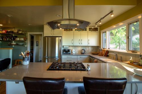 3331 Zaina Ln, Ukiah CA  95482-6962 exterior