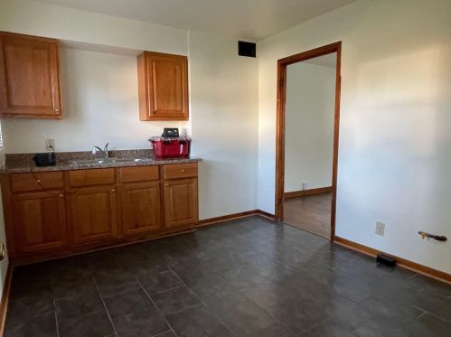 4969 25th St, Milwaukee, WI 53221-2933