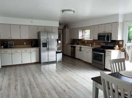 808 Fairmont Ave, New Castle PA  16105-2374 exterior