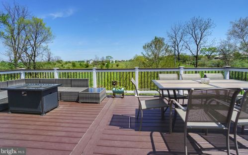 39068 Irish Corner Rd, Lovettsville VA  20180-2742 exterior