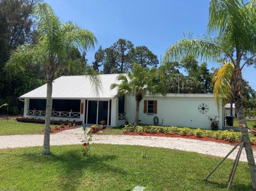 3567 Papaya St, Saint James City FL  33956-2572 exterior