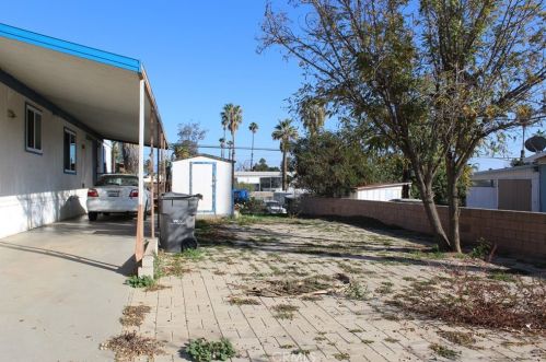 22866 Raymond Rd, Perris, CA 92570-1686
