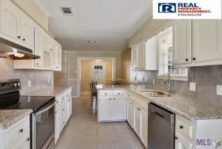 16725 Dahlgren Ave, Baton Rouge LA  70817-3210 exterior