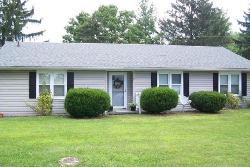 16 Faircrest Dr, Fairfield, VA 24435-2321