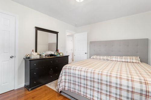 8 Newton Pl, Roosevelt NY  11575-2226 exterior