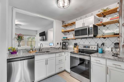 629 Baytree Ct, Mount Pleasant SC  29464-3534 exterior