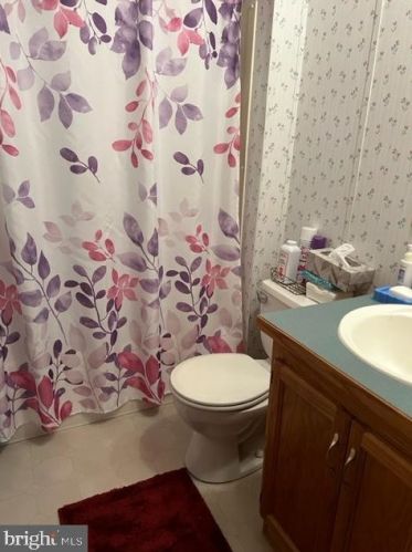 117 Mockingbird Ln, West Deptford NJ  08051-1390 exterior