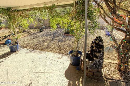 2261 Rainbow Vis Dr, Tucson AZ 85712-2914 exterior