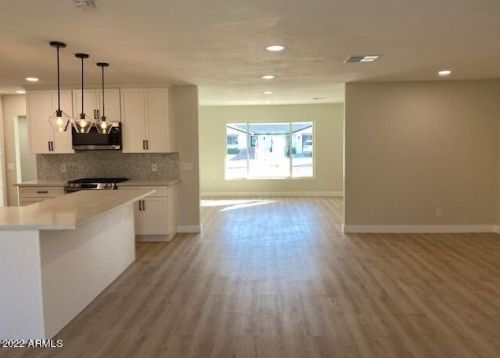 8532 Montecito Ave, Scottsdale AZ 85251-2813 exterior