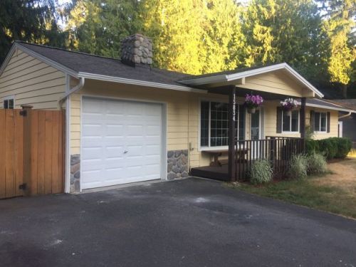 15834 196th Pl, Woodinville, WA 98077-9444