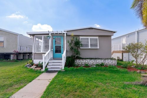 131 7th Ave, Punta Gorda, FL 33982