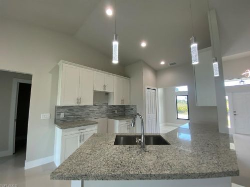 1702 13 St, Lehigh Acres FL 33972-8758 exterior