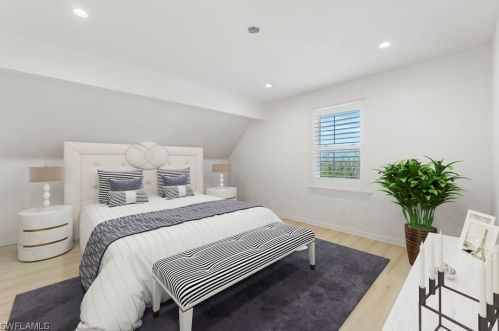 9393 Peaceful Dr, Sanibel FL  33957-4238 exterior