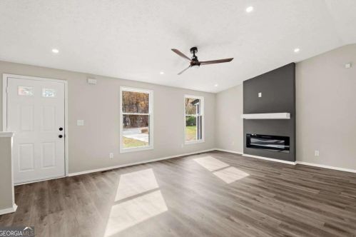 4992 Stone Trce, Stone Mountain GA  30083-6008 exterior