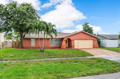 1430 Scottsdale Rd, West Palm Beach, FL 33417-5655