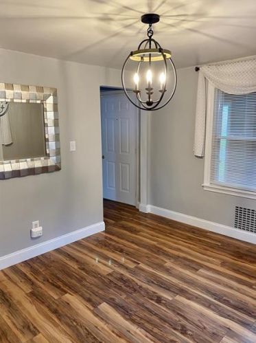 524 Wildwood Ave, New Castle PA  16105-2440 exterior