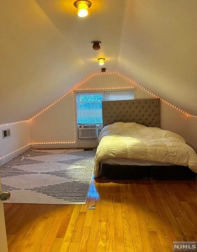 214 Columbus Pl, Cliffside Park NJ  07010-1006 exterior