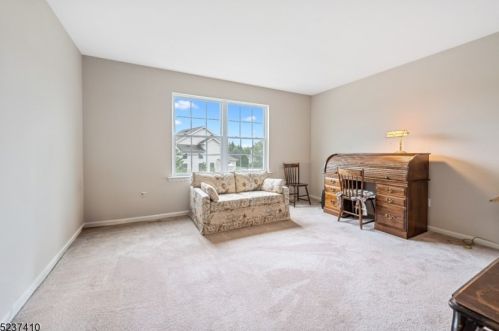 17 Shippen Ct, Flemington NJ  08822-6835 exterior