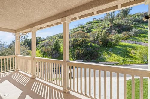 815 Vista Grande Dr, Santa Paula CA  93060-1335 exterior