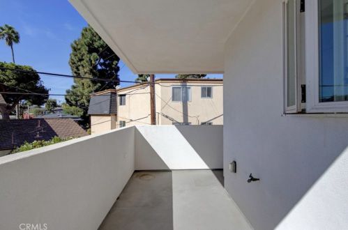 6160 Pacific Coast Hwy, Redondo Beach CA  90277-5907 exterior