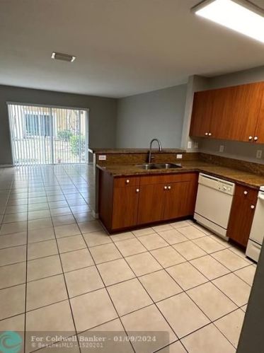 3186 128th Ter, Hollywood FL  33027-5346 exterior